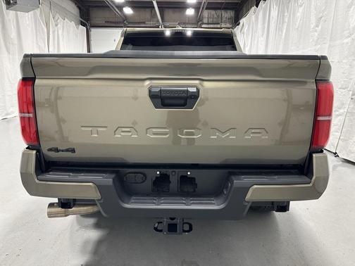 2025 Toyota Tacoma TRD Off-Road