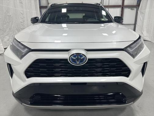 2024 Toyota RAV4 Hybrid SE