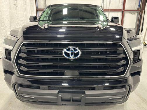 Midnight Black Metallic 2024 Toyota Sequoia SR5