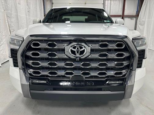 2025 Toyota Tundra Platinum