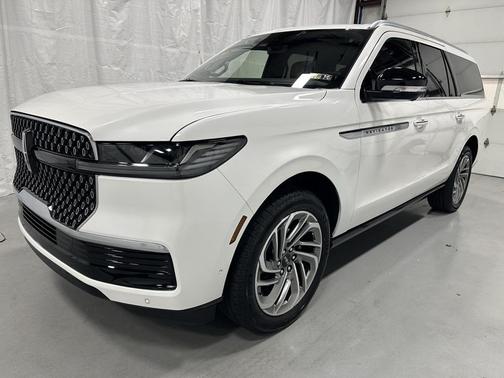 2025 Lincoln Navigator Reserve