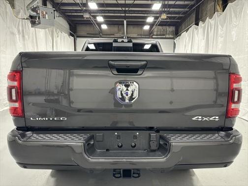 2024 RAM 2500 Limited Crew Cab 4x4 6'4' Box