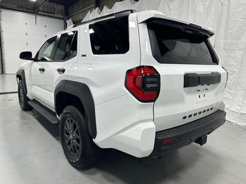 Ice Cap 2025 Toyota 4Runner SR5