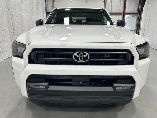 Ice Cap 2025 Toyota 4Runner SR5