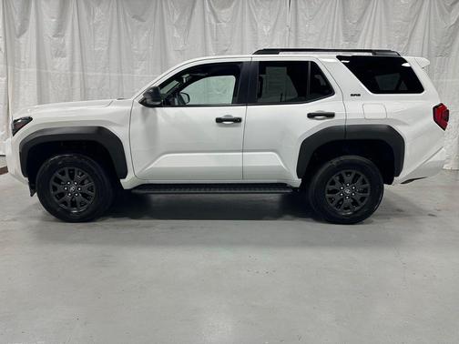 Ice Cap 2025 Toyota 4Runner SR5