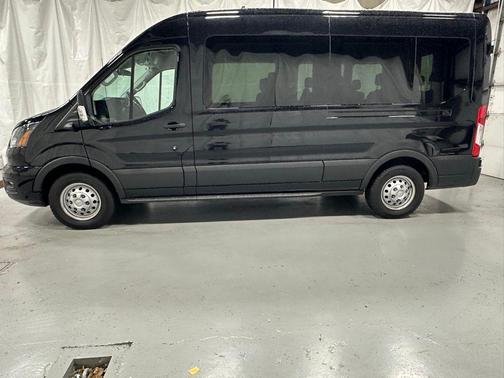 Agate Black Metallic 2025 Ford Transit-350 XLT