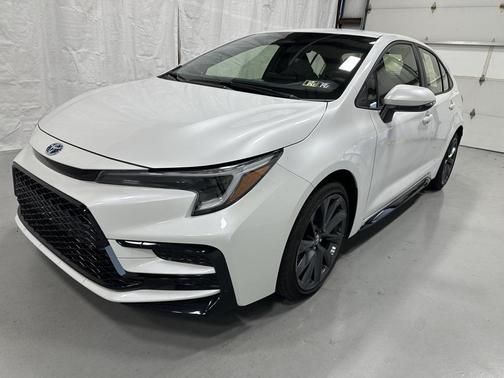 2025 Toyota Corolla Hybrid SE