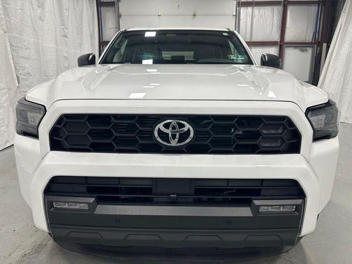 2025 Toyota 4Runner TRD Off Road