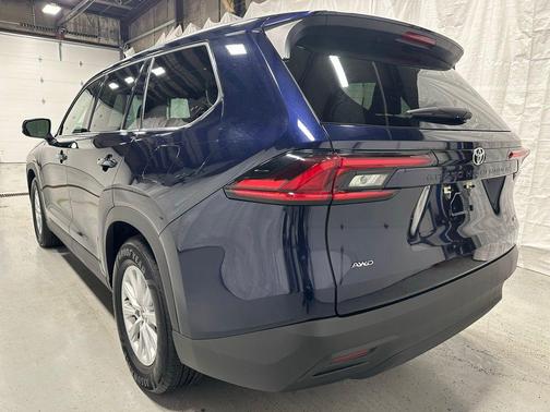 Blueprint 2025 Toyota Grand Highlander XLE