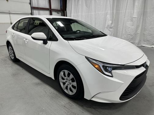 2025 Toyota Corolla Hybrid LE