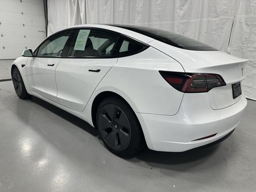 2023 Tesla Model 3 Standard Range