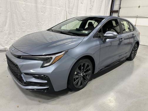 2025 Toyota Corolla Hybrid SE