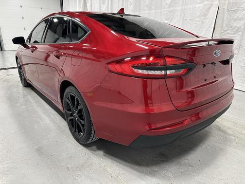 2020 Ford Fusion SE
