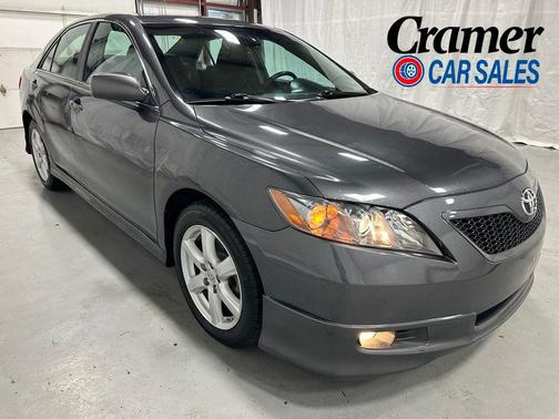 Magnetic Gray Metallic 2009 Toyota Camry SE