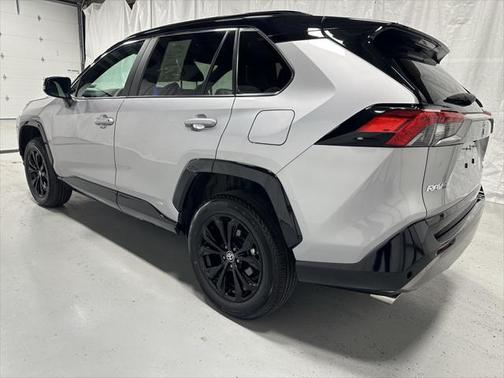 2024 Toyota RAV4 Hybrid SE