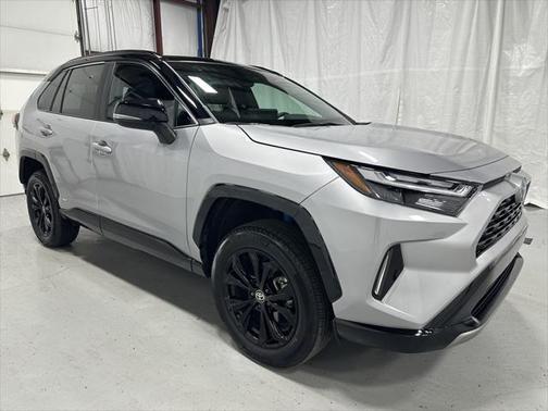 2024 Toyota RAV4 Hybrid SE