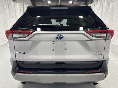 2024 Toyota RAV4 Hybrid SE