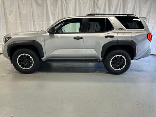 2025 Toyota 4Runner TRD Off Road