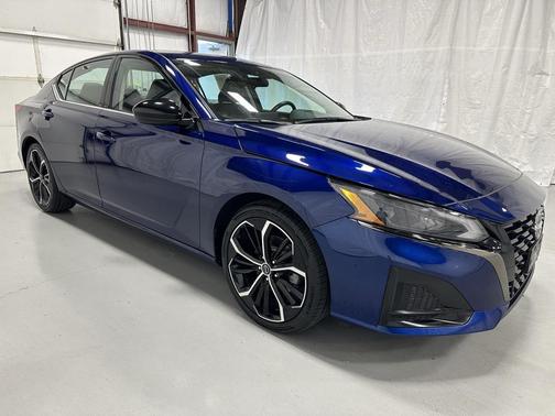 2024 Nissan Altima SR FWD