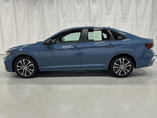 2025 Volkswagen Jetta 1.5T Sport