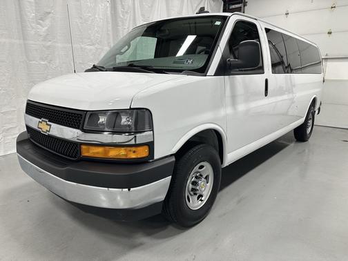 2025 Chevrolet Express 3500 RWD 3500 Extended Wheelbase LT