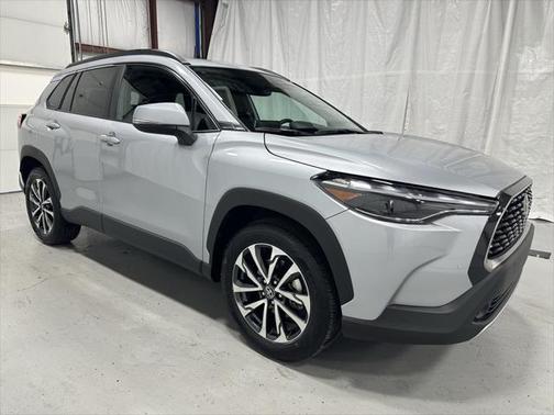 2024 Toyota Corolla Cross XLE