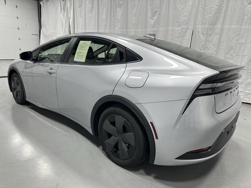 2024 Toyota Prius Prime SE
