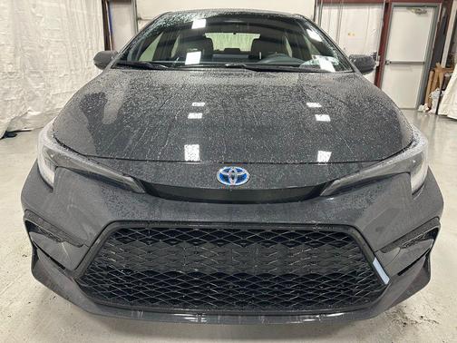 2025 Toyota Corolla Hybrid SE