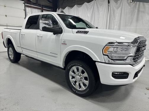2024 RAM 2500 Limited Crew Cab 4x4 6'4' Box