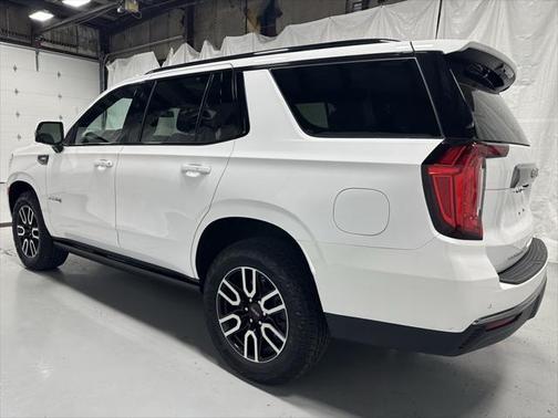 2024 GMC Yukon 4WD AT4