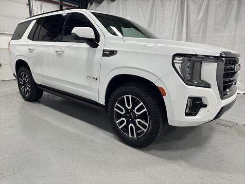2024 GMC Yukon 4WD AT4