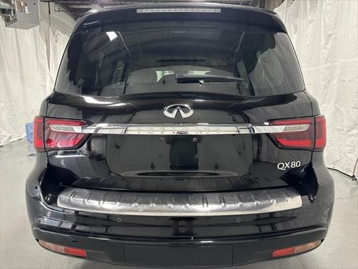 2018 INFINITI QX80 Base