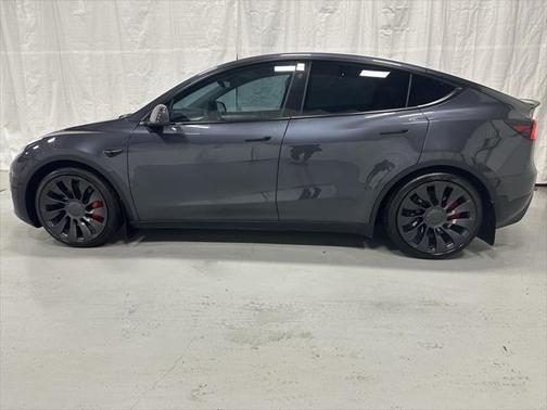 2024 Tesla Model Y Performance Dual Motor All-Wheel Drive