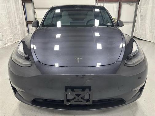 2024 Tesla Model Y Performance Dual Motor All-Wheel Drive