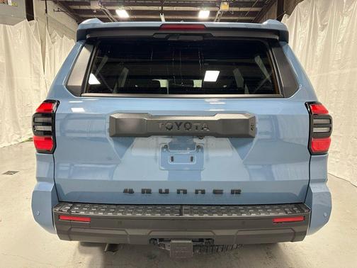 2025 Toyota 4Runner TRD Off Road