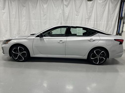 2024 Nissan Altima SR FWD