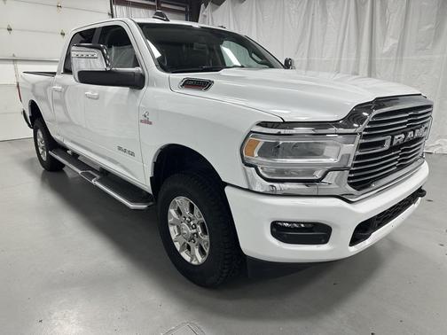 2024 RAM 2500 Laramie Crew Cab 4x4 6'4' Box
