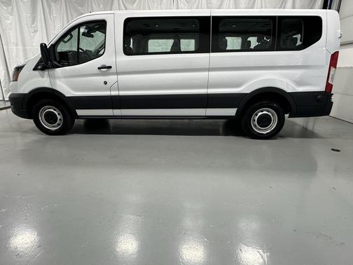 2024 Ford Transit-350 XL