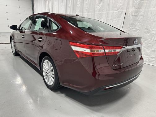 2014 Toyota Avalon Hybrid XLE Premium