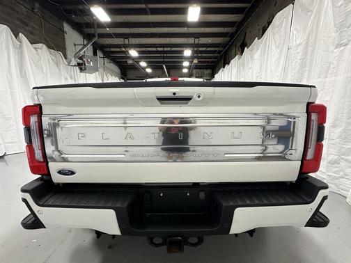 2023 Ford F-450 Platinum