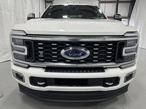 2023 Ford F-450 Platinum