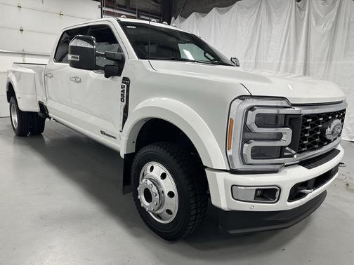 2023 Ford F-450 Platinum
