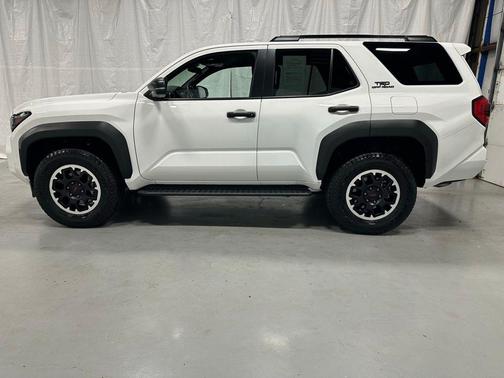 Ice Cap 2025 Toyota 4Runner TRD Off Road