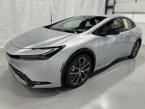 2024 Toyota Prius XLE