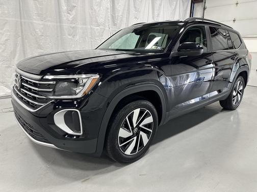 2025 Volkswagen Atlas 2.0T SE w/Technology 4MOTION