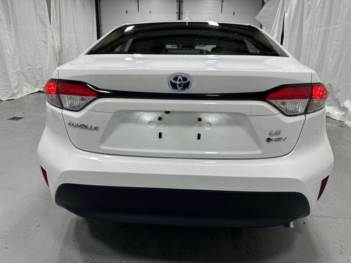 Ice Cap 2025 Toyota Corolla Hybrid LE