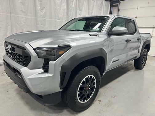 2025 Toyota Tacoma Hybrid TRD Off Road