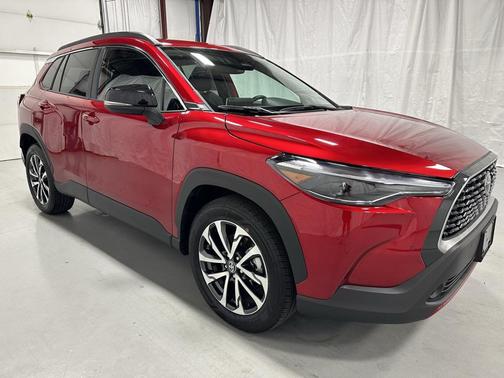 2025 Toyota Corolla Cross XLE