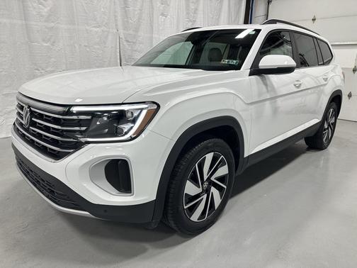 2025 Volkswagen Atlas 2.0T SE w/Technology 4MOTION