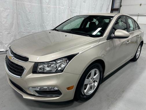 Champagne Silver Metallic 2015 Chevrolet Cruze 1LT